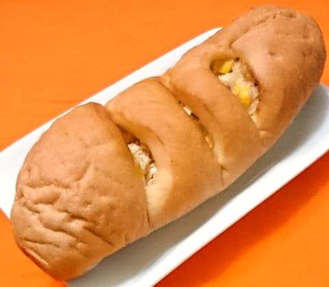 ヤマザキ「つぶつぶコーンのパン」